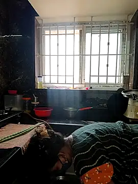 Tamil Shalini Lustyy online show from March 3, 2026, 3:57 am