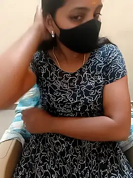 Snapshot of Tamil_Shalini_Lustyy chatting on January 11, 2026, 5:53 pm Tamil Shalini Lustyy online show from January 11, 2026, 5:53 pm