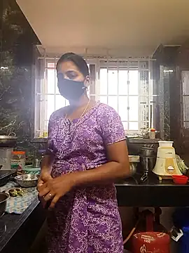 Snapshot of Tamil_Shalini_Lustyy chatting on January 6, 2026, 1:53 am Tamil Shalini Lustyy online show from January 6, 2026, 1:53 am