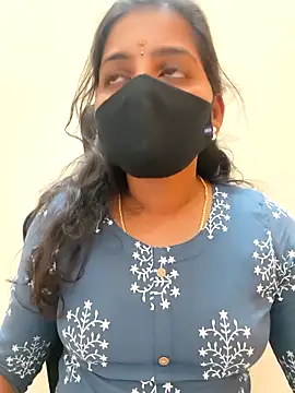 Snapshot of Tamil_Shalini_Lustyy chatting on February 13, 2026, 5:24 pm Tamil Shalini Lustyy online show from February 13, 2026, 5:24 pm