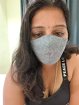 Snapshot of Tamil_Shalini_Lustyy chatting on November 29, 2025, 12:44 am Tamil Shalini Lustyy online show from November 29, 2025, 12:44 am