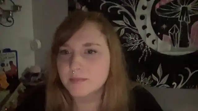 Snapshot of thickgingergoddess chatting on March 5, 2025, 12:16 am thickgingergoddess online show from March 5, 2025, 12:16 am