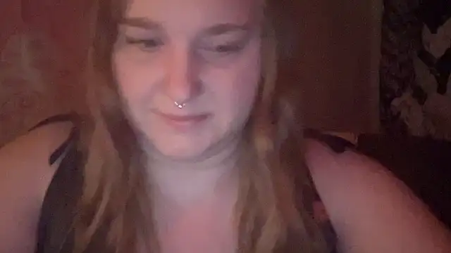 Snapshot of thickgingergoddess chatting on March 16, 2025, 6:12 pm thickgingergoddess online show from March 16, 2025, 6:12 pm