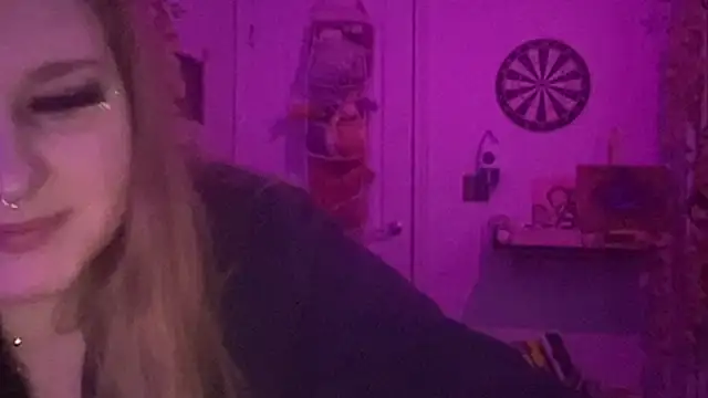 Snapshot of thickgingergoddess chatting on March 18, 2025, 6:50 am thickgingergoddess online show from March 18, 2025, 6:50 am