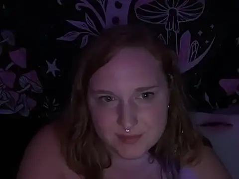 Snapshot of thickgingergoddess chatting on September 29, 2025, 5:03 am thickgingergoddess online show from September 29, 2025, 5:03 am