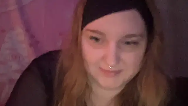 Snapshot of thickgingergoddess chatting on March 22, 2025, 9:42 pm thickgingergoddess online show from March 22, 2025, 9:42 pm