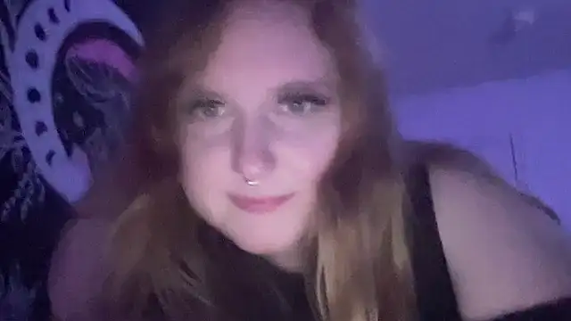 Snapshot of thickgingergoddess chatting on March 19, 2025, 3:20 am thickgingergoddess online show from March 19, 2025, 3:20 am