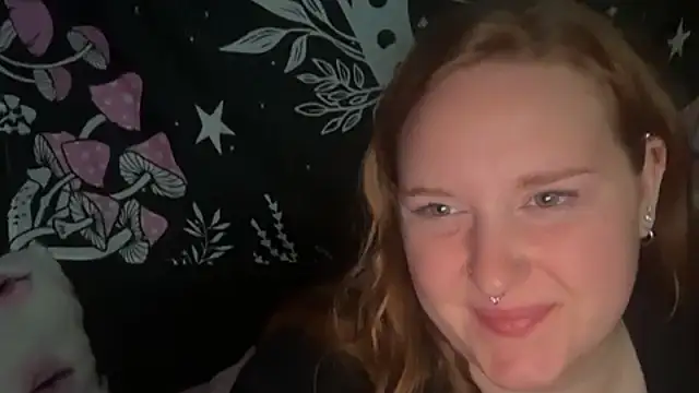 Snapshot of thickgingergoddess chatting on October 13, 2025, 2:57 am thickgingergoddess online show from October 13, 2025, 2:57 am