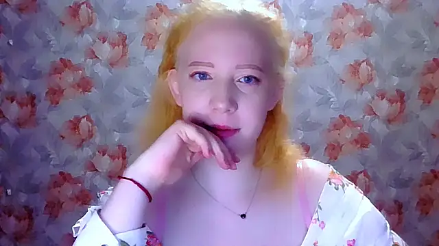 Snapshot of MelxMellie chatting on April 24, 2026, 12:56 am MelxMellie online show from April 24, 2026, 12:56 am