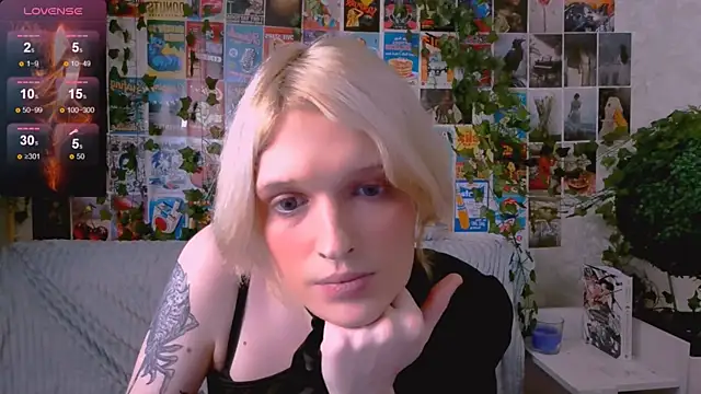 Simona Rain online show from October 29, 2025, 10:31 pm