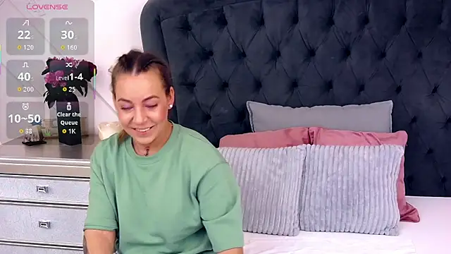 KatyNolan online show from March 19, 2026, 1:00 pm