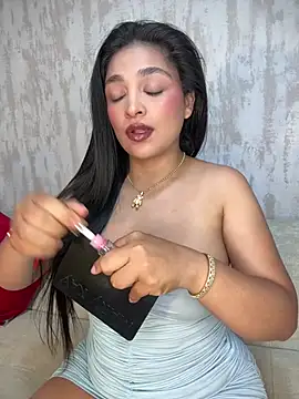 AdeleGray online show from June 20, 2026, 11:10 pm