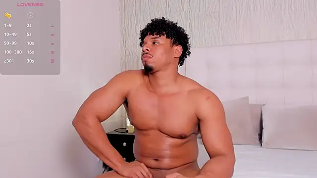 Jacub Micke1 online show from April 13, 2026, 1:42 am