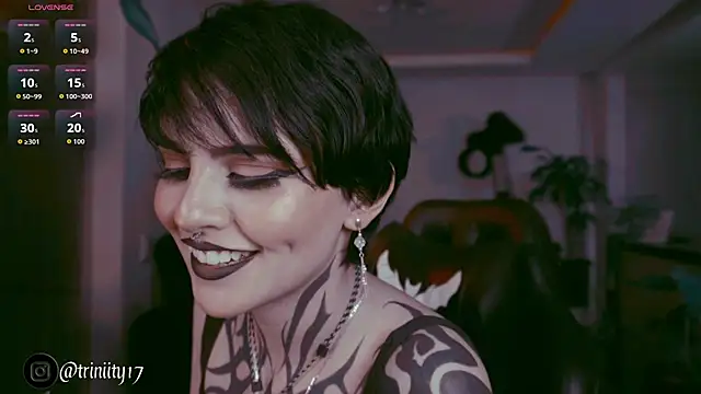 Snapshot of Trinity___s chatting on December 19, 2025, 10:34 pm Trinity s online show from December 19, 2025, 10:34 pm