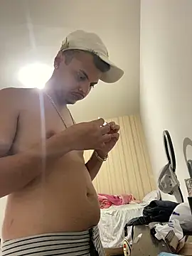 alexxng online show from January 17, 2025, 3:11 pm