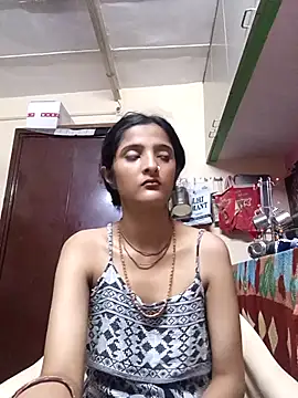 BabySlimmy10 online show from September 26, 2025, 8:05 pm