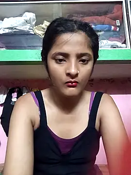 BabySlimmy10 online show from April 24, 2026, 11:40 pm