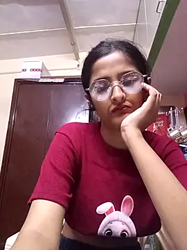 BabySlimmy10 online show from October 3, 2025, 8:10 pm