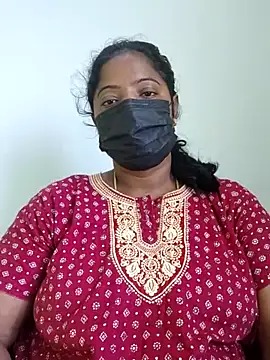 Snapshot of sheela28 chatting on September 23, 2025, 4:41 am sheela28 online show from September 23, 2025, 4:41 am