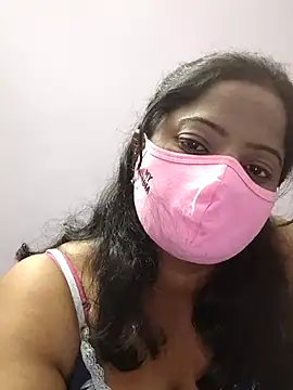 Snapshot of sheela28 chatting on November 19, 2025, 5:35 pm sheela28 online show from November 19, 2025, 5:35 pm