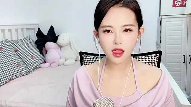 Snapshot of XINXINh chatting on January 25, 2025, 8:00 am XINXINh online show from January 25, 2025, 8:00 am