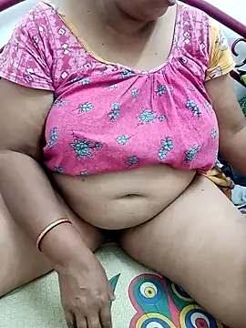 Hotty-rumi online show from November 15, 2025, 3:38 pm