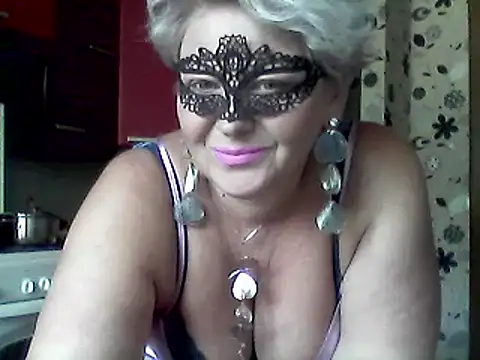 Lisa Suzie online show from September 11, 2025, 8:58 am