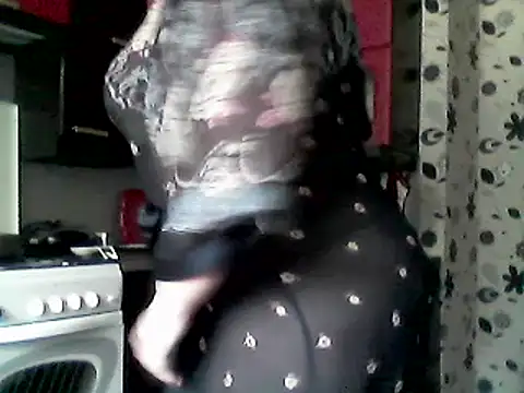 Lisa Suzie online show from September 24, 2025, 8:43 am