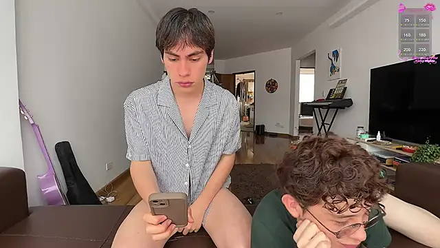 mapleg online show from January 7, 2026, 6:57 pm