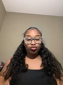 Joy Tsubaki online show from December 13, 2024, 2:21 am