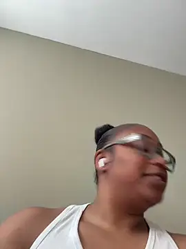 Joy Tsubaki online show from February 21, 2025, 2:28 am