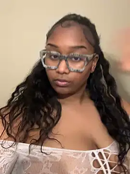 Joy Tsubaki online show from December 15, 2024, 6:51 am