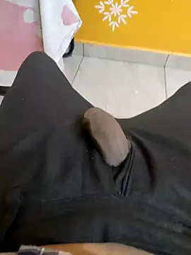 Snapshot of raamcxy chatting on March 9, 2025, 9:02 am raamcxy online show from March 9, 2025, 9:02 am