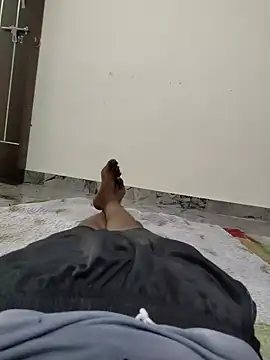 Snapshot of raamcxy chatting on December 10, 2024, 2:50 pm raamcxy online show from December 10, 2024, 2:50 pm