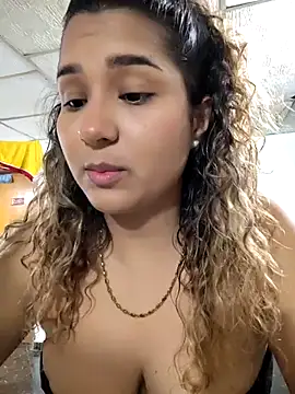 BrendaGirs online show from November 11, 2025, 2:28 am