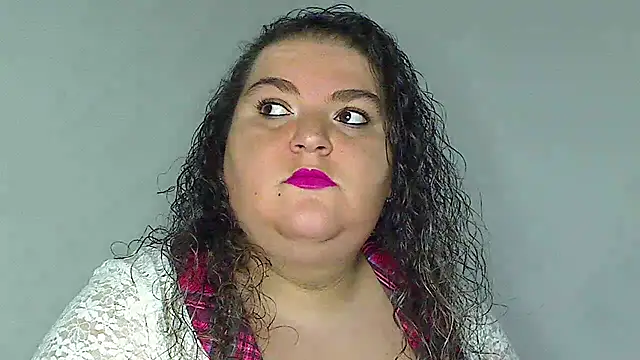 Snapshot of rocio_curvy_spain chatting on December 21, 2024, 10:17 am rocio curvy spain online show from December 21, 2024, 10:17 am