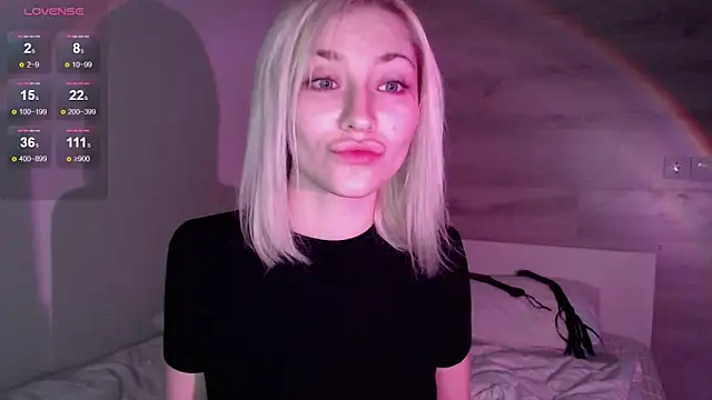 alexa novak online show from November 18, 2025, 7:39 pm