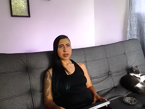 aria jhonsson online show from June 2, 2026, 7:03 pm