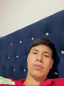 hot-goddess online show from April 16, 2026, 5:57 pm