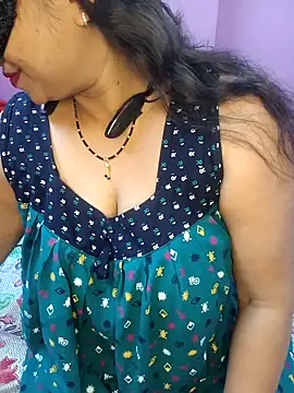 Sexy Mona Bhabhi online show from February 6, 2026, 6:26 pm