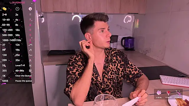 Walt Enjoy online show from November 22, 2025, 5:34 pm