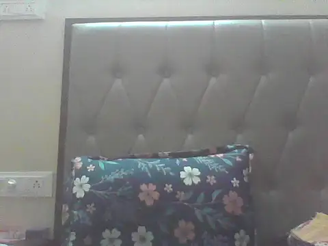 SexyyMotaLund57 online show from April 10, 2026, 1:51 pm