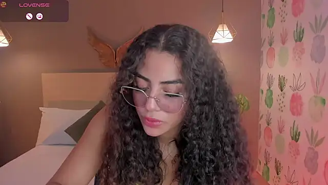 yaya23x online show from July 24, 2026, 2:46 pm