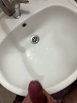 denizli18 online show from March 7, 2026, 2:11 pm