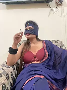 HoneyBearCpl online show from March 22, 2025, 7:53 pm