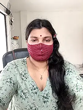 Hot-Angel  online show from January 7, 2026, 7:35 am