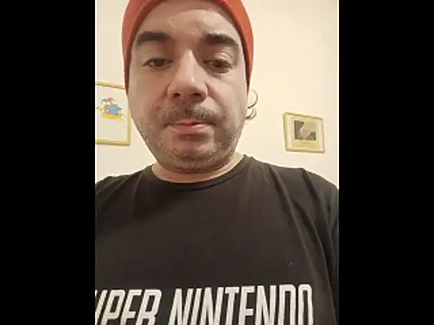 Snapshot of CCComandante chatting on May 14, 2026, 10:34 am CCComandante online show from May 14, 2026, 10:34 am