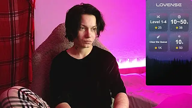 esajukyy online show from November 20, 2025, 11:33 am