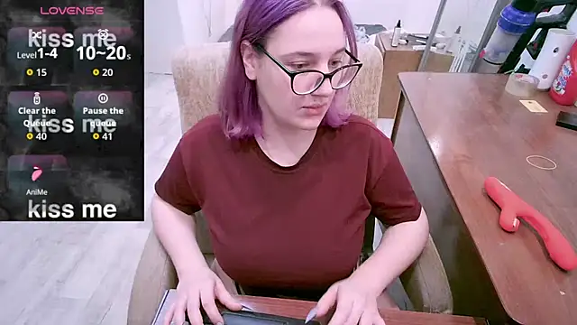 AnnitaMilliter online show from February 18, 2026, 7:54 pm