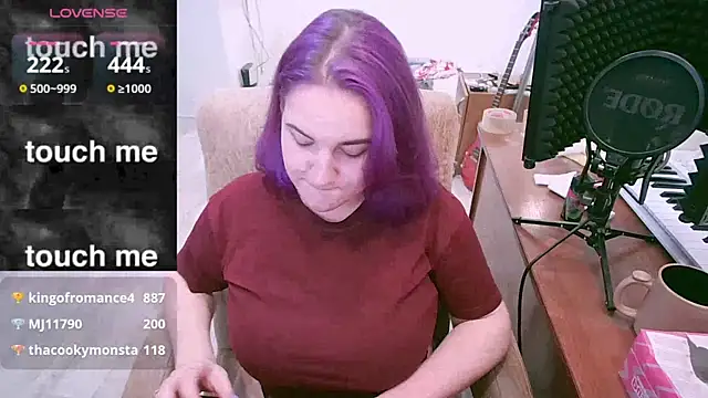 AnnitaMilliter online show from February 11, 2026, 4:56 am